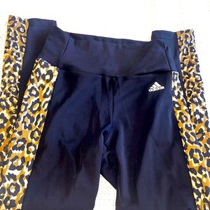 Size small Adidas leggings, new with tags.